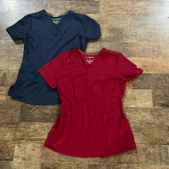 HH Works Healing Hands XS Scrub Top Bundle - Picture 1 of 5
